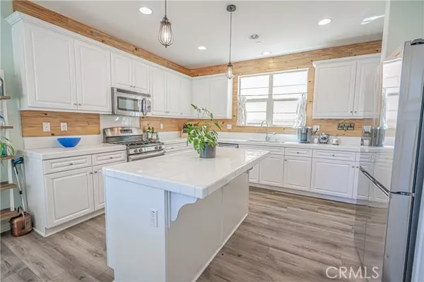 Saugus (santa Clarita), CA 91350,22027 Propello Drive