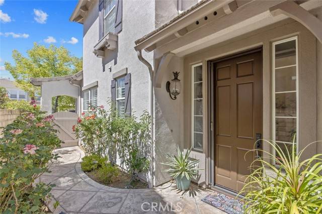 Valencia (santa Clarita), CA 91355,23925 Lakeside Road