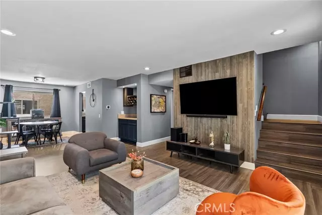 Chatsworth (los Angeles), CA 91311,10155 De Soto Avenue #104