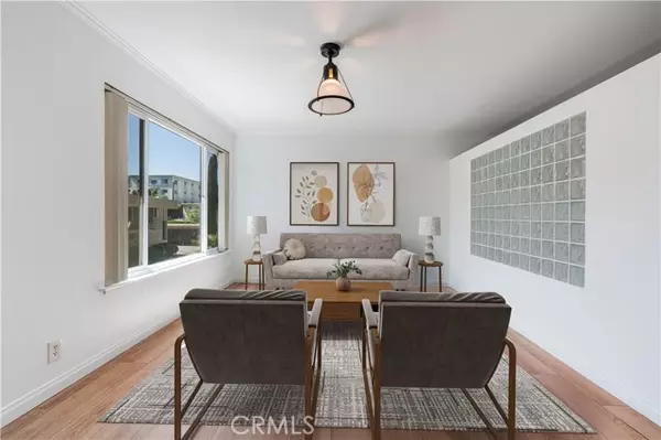 Studio City (los Angeles), CA 91602,11138 Aqua Vista Street #49