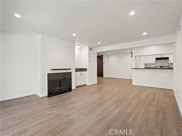 5334 Lindley Avenue #125, Encino (los Angeles), CA 91316