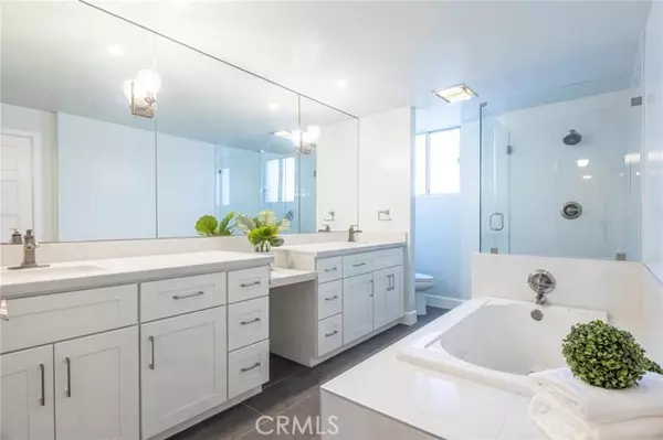 Beverly Hills, CA 90210,412 N Palm Drive #303