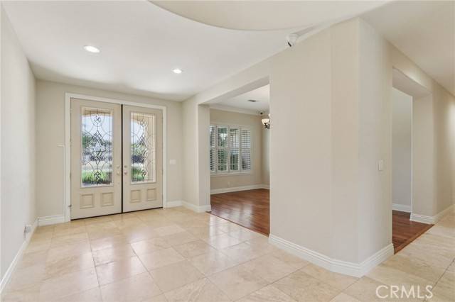 Northridge (los Angeles), CA 91343,16860 Rayen Street