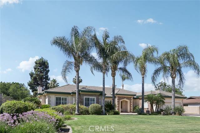 16860 Rayen Street, Northridge (los Angeles), CA 91343
