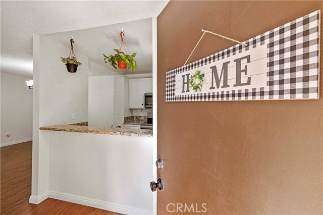 Valencia (santa Clarita), CA 91355,25735 Hogan Drive #E11