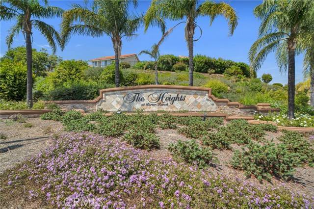 Porter Ranch (los Angeles), CA 91326,19900 Mariposa Creek Way Way