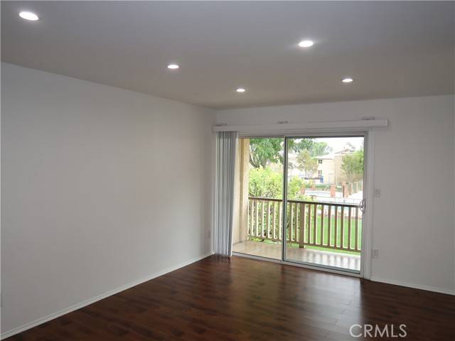 Reseda (los Angeles), CA 91335,8055 Canby Avenue #5