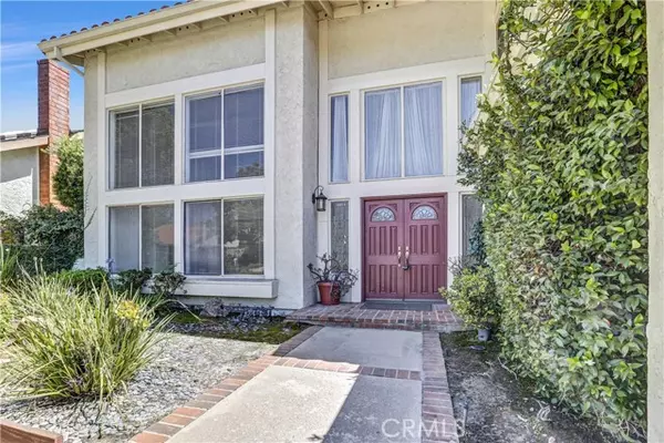 Calabasas, CA 91302,22718 Town Crier Road