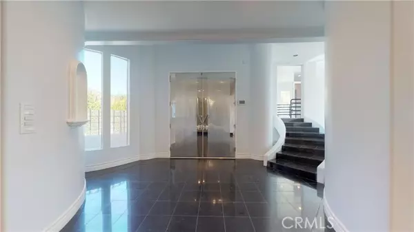 Chatsworth (los Angeles), CA 91311,22500 N Summit Ridge Circle