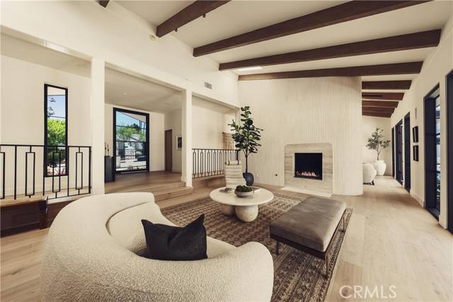 4195 Alonzo Avenue, Encino (los Angeles), CA 91316