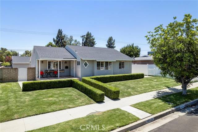 16728 Los Alimos Street, Granada Hills (los Angeles), CA 91344