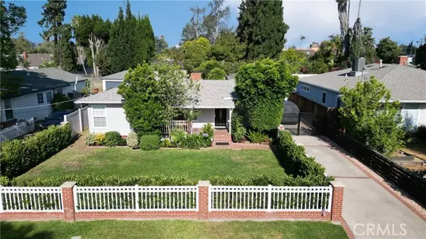 5525 Costello Avenue, Sherman Oaks, CA 91401