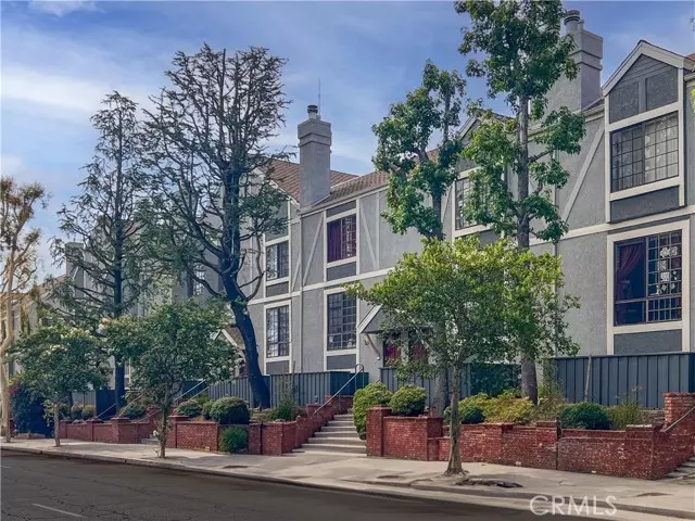 Tarzana (los Angeles), CA 91356,18100 Burbank Boulevard #11