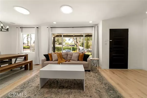 Sherman Oaks, CA 91423,14332 Roblar Place