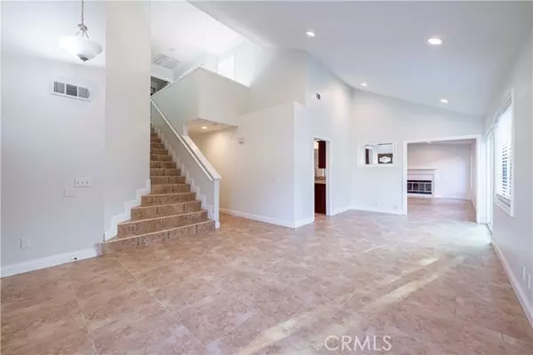 Simi Valley, CA 93063,2383 Hampton Avenue