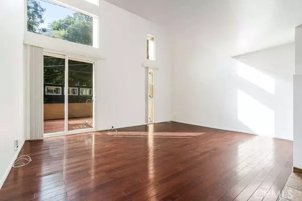 Los Angeles, CA 90046,2335 Stanley Hills Drive