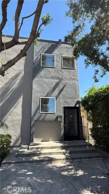 Glendale, CA 91204,447 W Elk Avenue