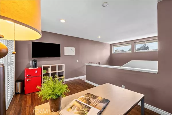 Valencia (santa Clarita), CA 91355,23957 Arroyo Park Drive #146
