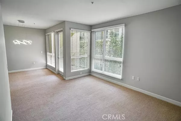 Woodland Hills (los Angeles), CA 91367,21301 Erwin Street #425