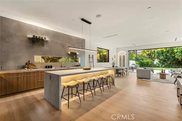 Encino (los Angeles), CA 91316,17827 Miranda Street