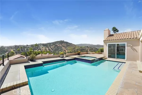 Calabasas, CA 91302,4570 Park Marbella