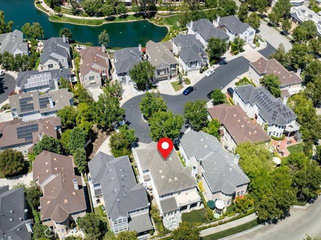 Valencia (santa Clarita), CA 91355,23808 Bayview Court