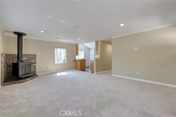 West Hills (los Angeles), CA 91304,23950 Los Rosas Street