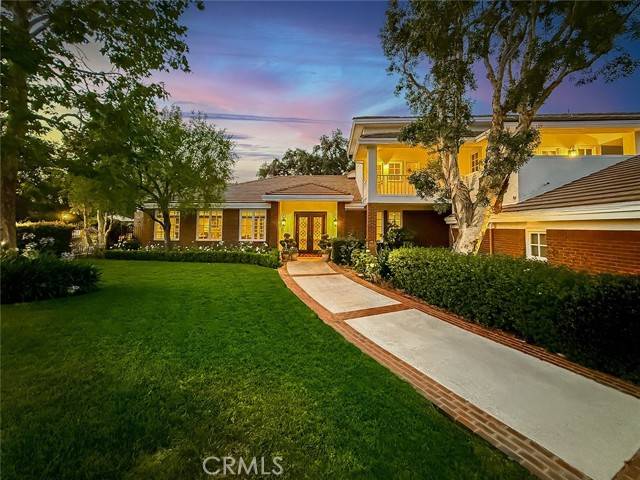 Westlake Village, CA 91362,5135 Island Forest Place
