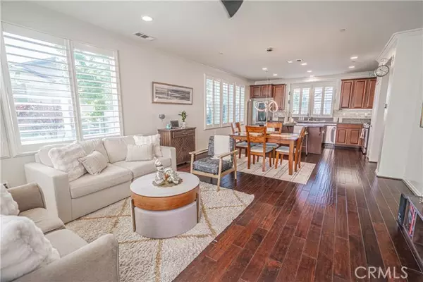 Valencia (santa Clarita), CA 91354,28267 N Via Sonata Drive