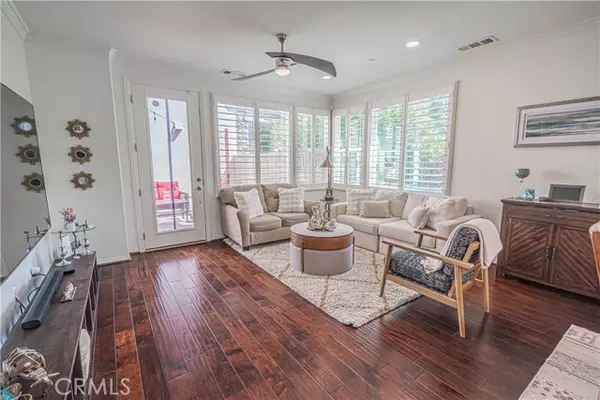 Valencia (santa Clarita), CA 91354,28267 N Via Sonata Drive