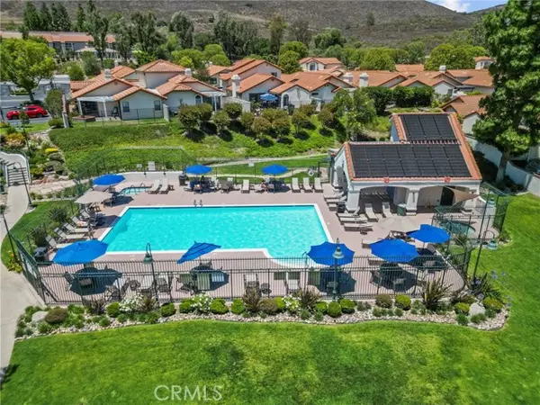 Simi Valley, CA 93065,808 Links View Drive