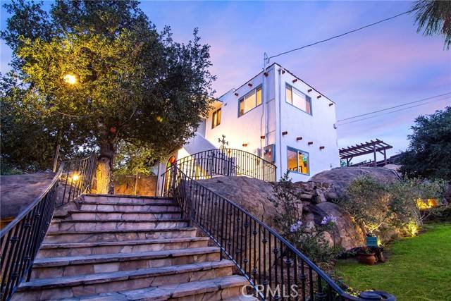 8500 Val Verde Drive, West Hills (los Angeles), CA 91304