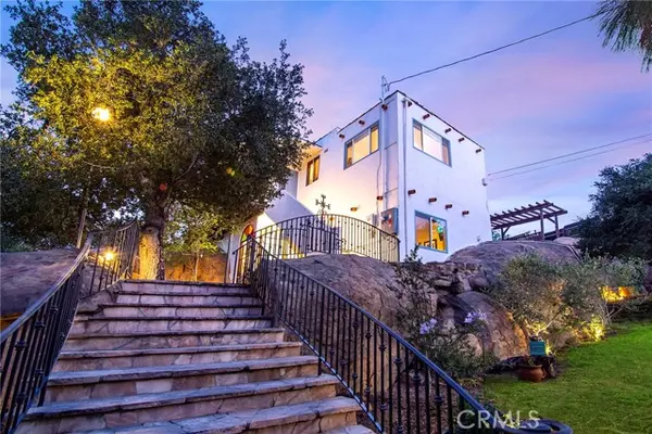8500 Val Verde Drive, West Hills (los Angeles), CA 91304