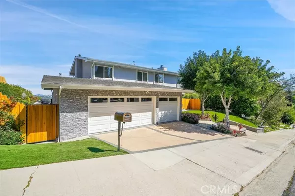 Woodland Hills (los Angeles), CA 91367,5952 Maury Avenue