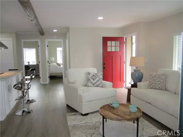 Canoga Park (los Angeles), CA 91304,24303 Woolsey Canyon Road #19