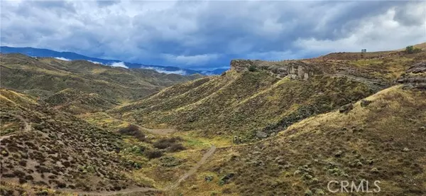 Agua Dulce, CA 91390,8 Summit Knoll Road