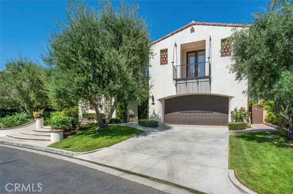 Valencia (santa Clarita), CA 91355,24711 Tiburon Street