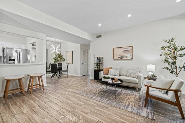 24143 Del Monte Drive #281, Valencia (santa Clarita), CA 91355