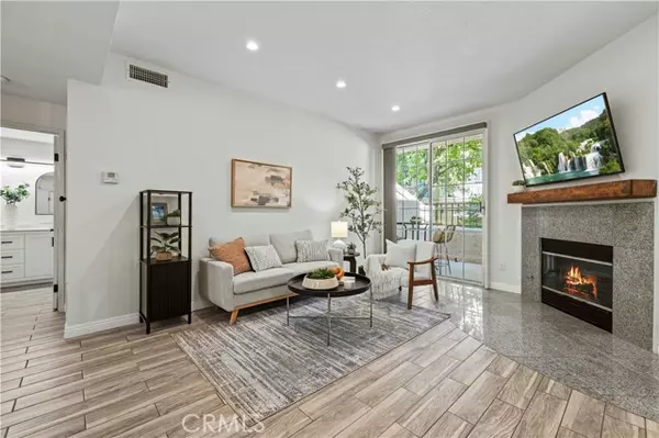Valencia (santa Clarita), CA 91355,24143 Del Monte Drive #281