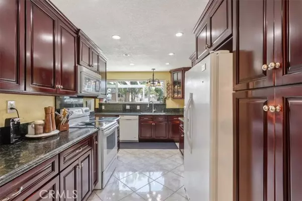 Quartz Hill, CA 93536,4817 Quartz Hill Rd