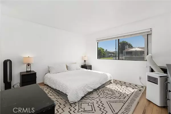 Canyon Country (santa Clarita), CA 91351,27074 Hidaway Avenue #3