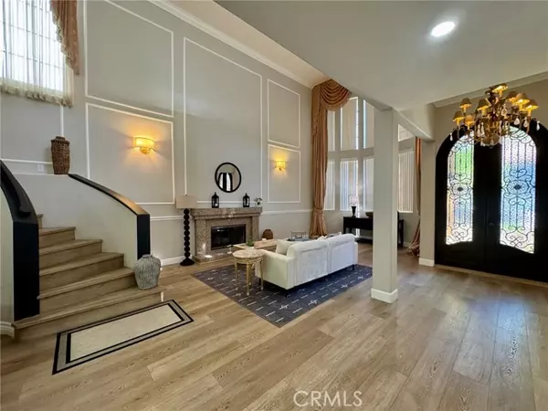 Woodland Hills (los Angeles), CA 91364,21215 Escondido Street