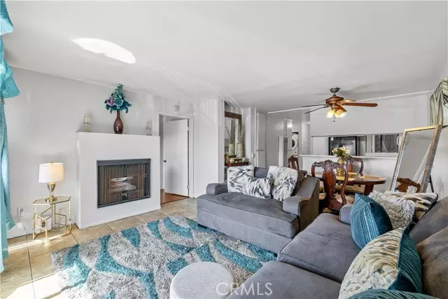 Long Beach, CA 90804,1360 Redondo Ave #103