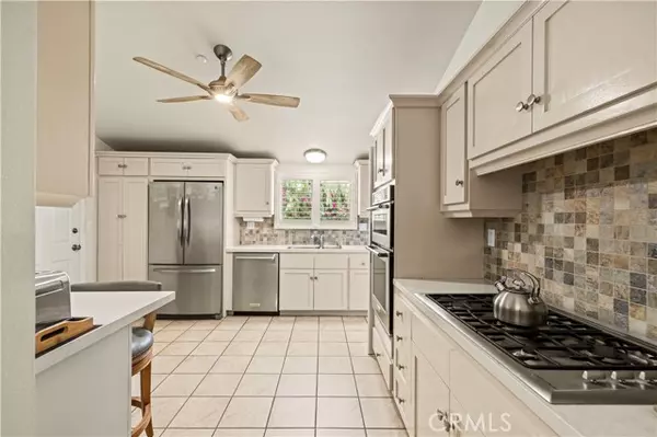 Saugus (santa Clarita), CA 91390,30045 Bouquet Canyon Road