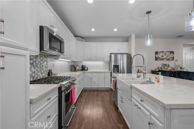 Valencia (santa Clarita), CA 91354,28821 Panorama Court