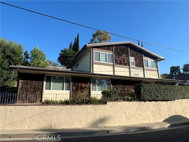Woodland Hills (los Angeles), CA 91364,22640 Crespi Street