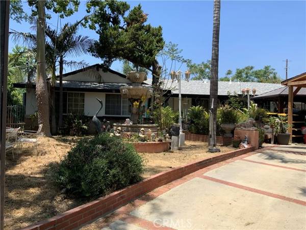 14401 Lakeside Street, Sylmar (los Angeles), CA 91342
