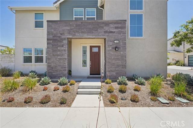 Valencia (santa Clarita), CA 91381,27008 Declaration Road