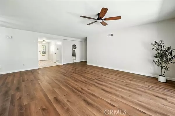 Newhall (santa Clarita), CA 91321,26428 Circle Knoll Court