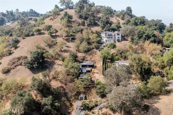 Los Angeles, CA 90039,1908 Rosebud Avenue